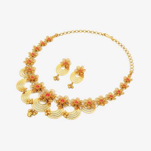 Gold-Floral-Necklace